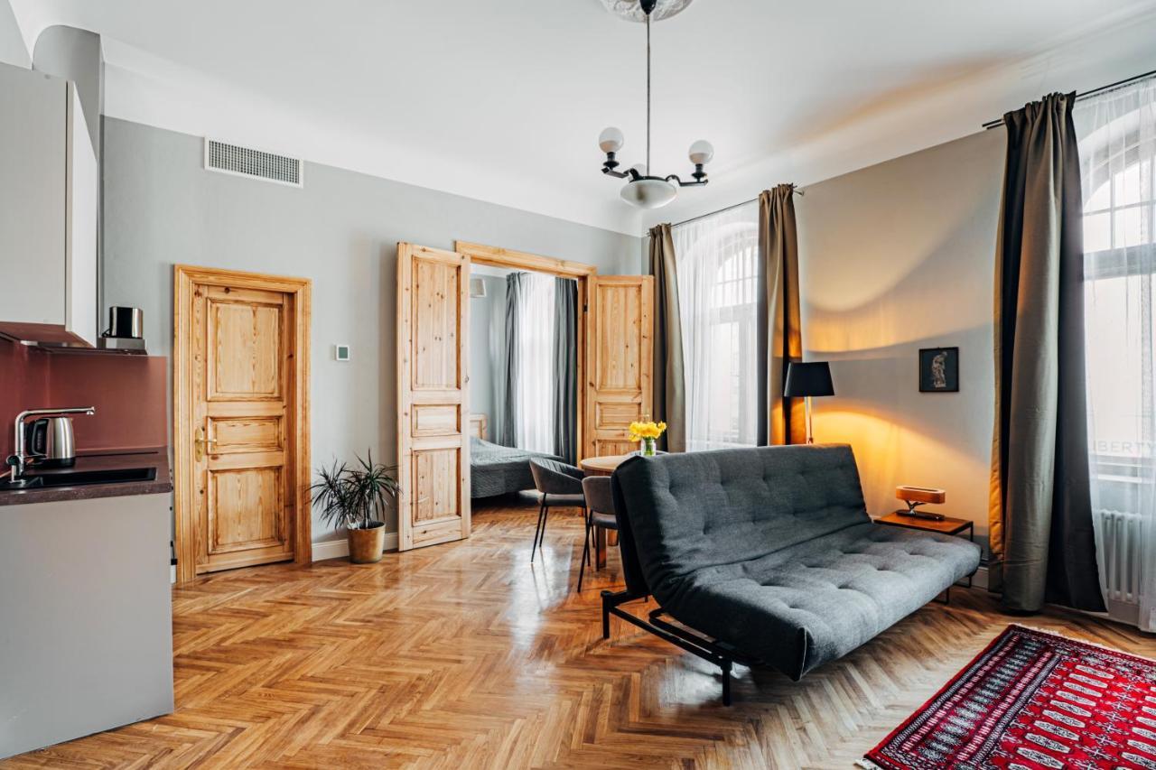Constantine Apartments Riga Bagian luar foto